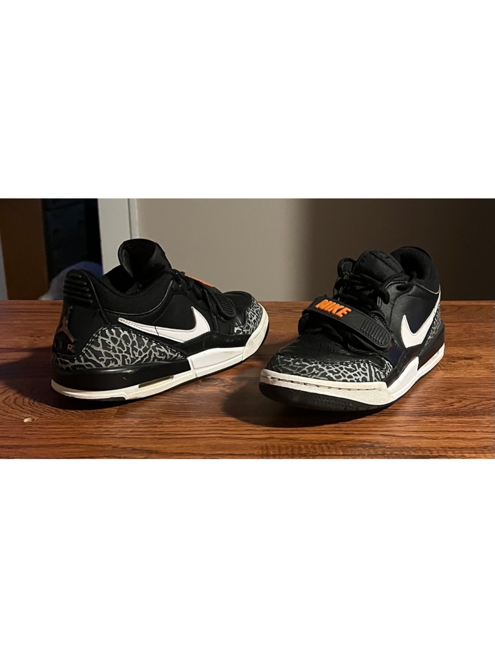 Nike Air Jordan Legacy 312 Low Black White Orange size 6.5